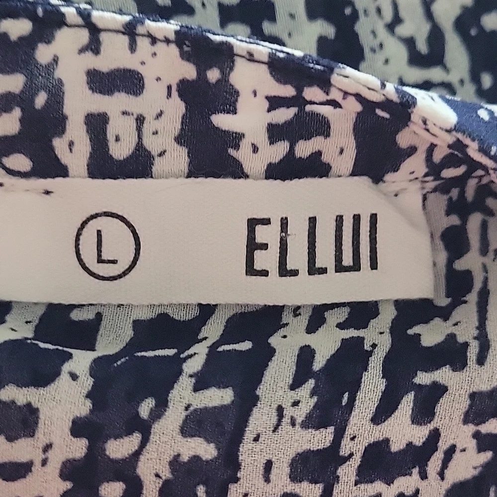 Ellui Button-Up Top - Picture 3 of 4